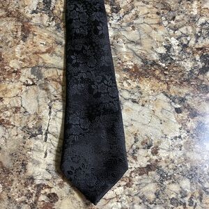 Elegant Black Floral Men's Tie